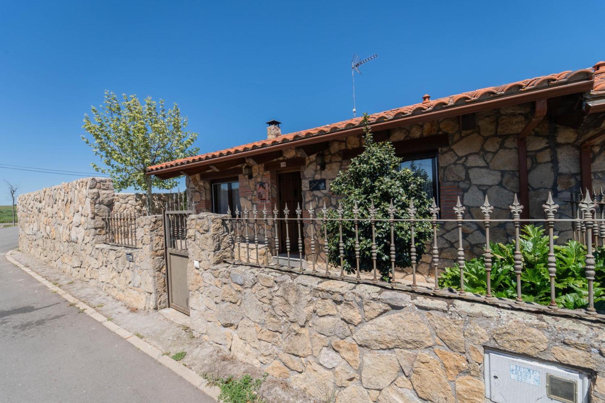 Casa Rural Los Cantaros. Zarapicos Zewnętrze zdjęcie